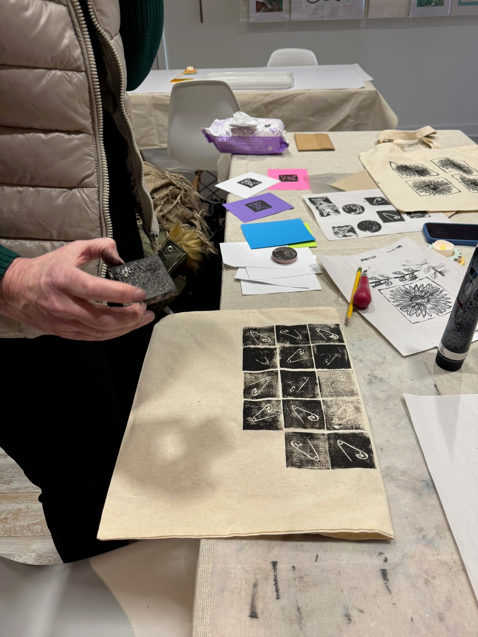 Art à la Carte - Carve and Print