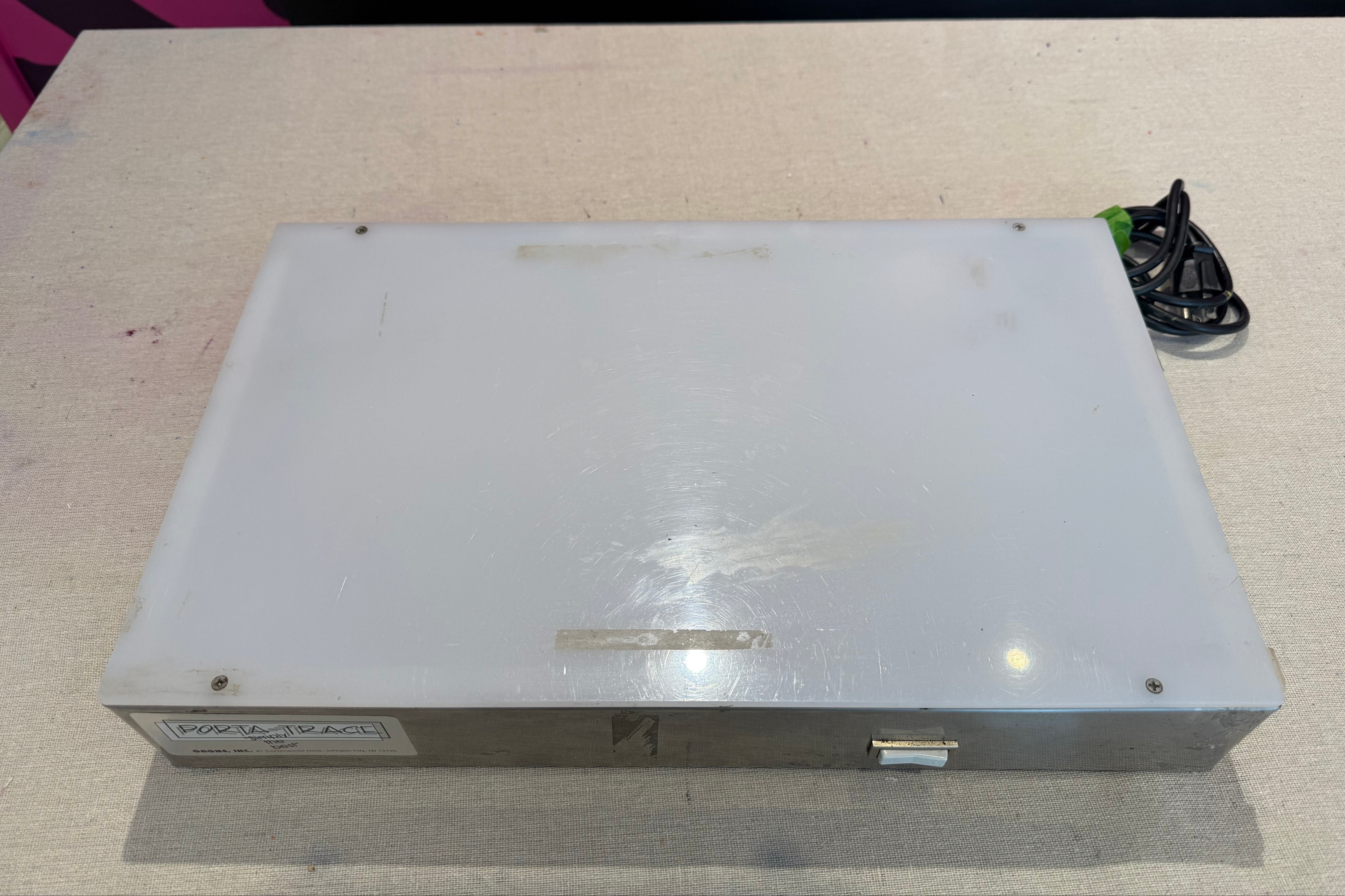 Porta Trace Gagne 11x18" LED ABS Plastic Light Box