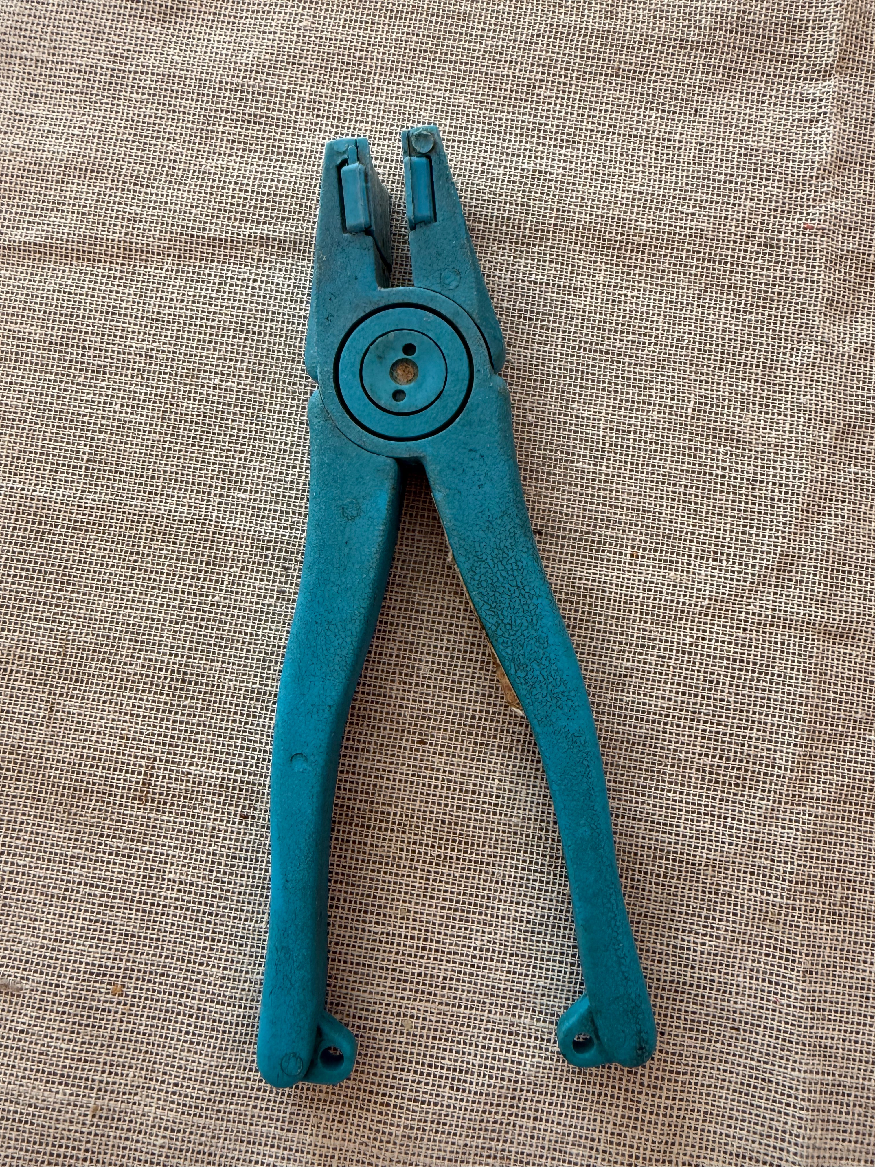 Plastic Lightweight Glass Running Pliers